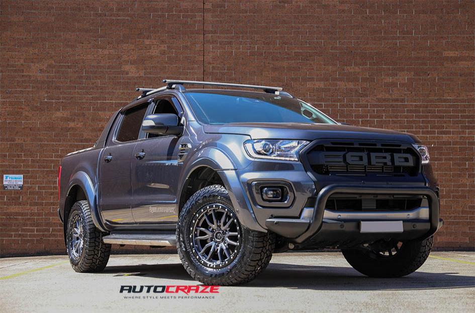FORD RANGER REBEL ANTHRACITE CENTER W BLACK LIP